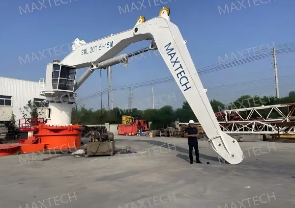 knuckle boom crane.jpg